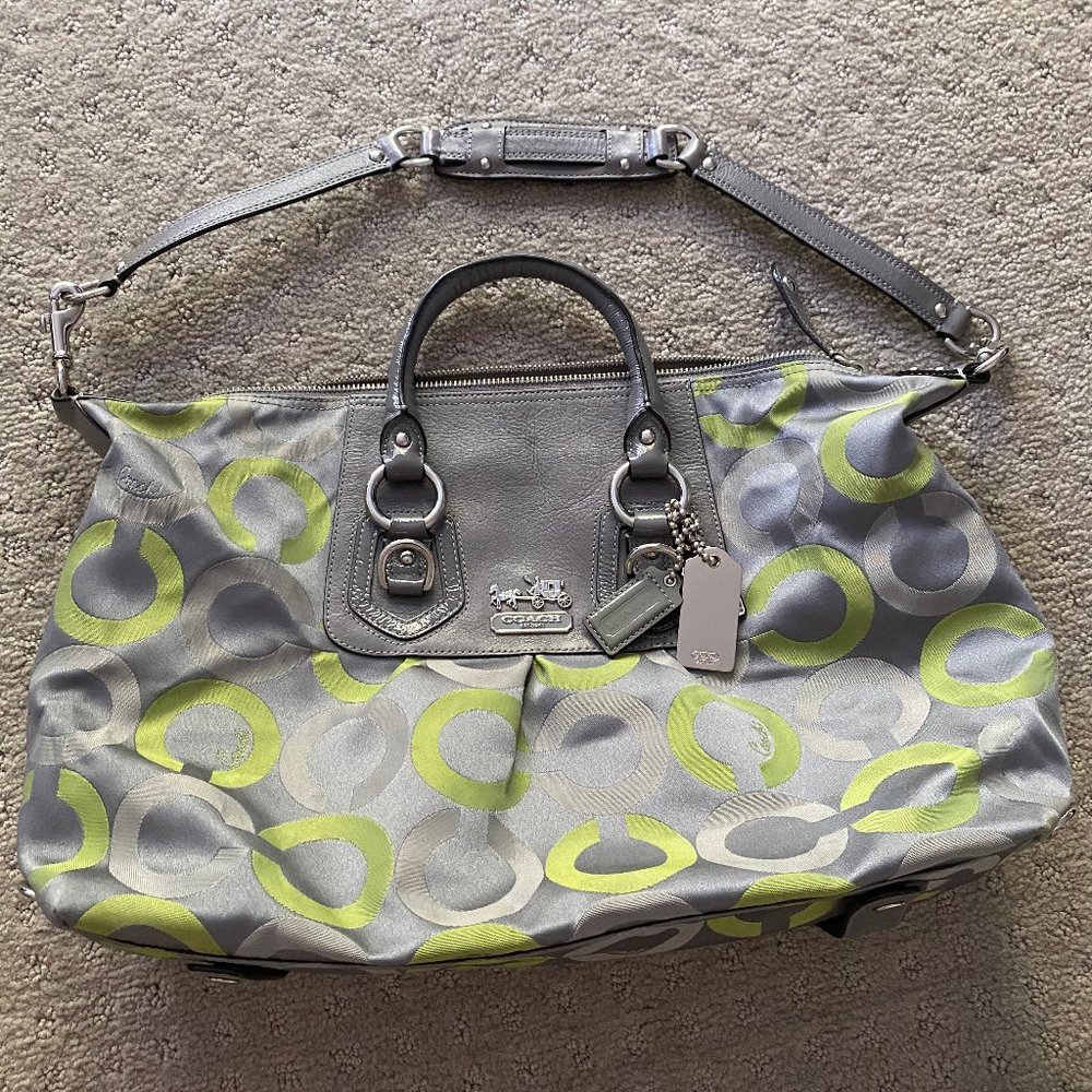 NWT Coach Madison OP art large satchel tote